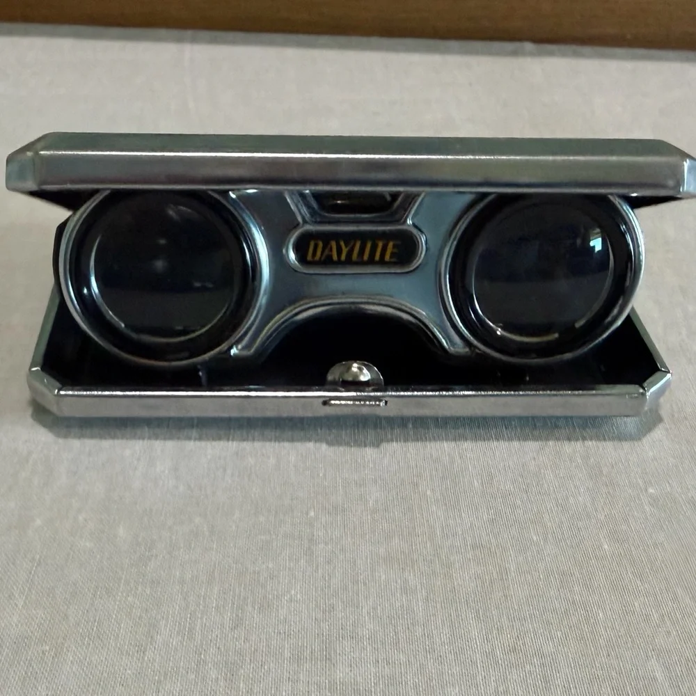 Vintage Sport Glass Foldable Opera Glasses/Binoculars - Picture 3 of 12